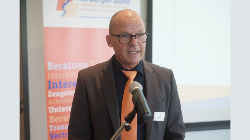 Dr. Jörg Woll bei seiner Bewerbungsrede