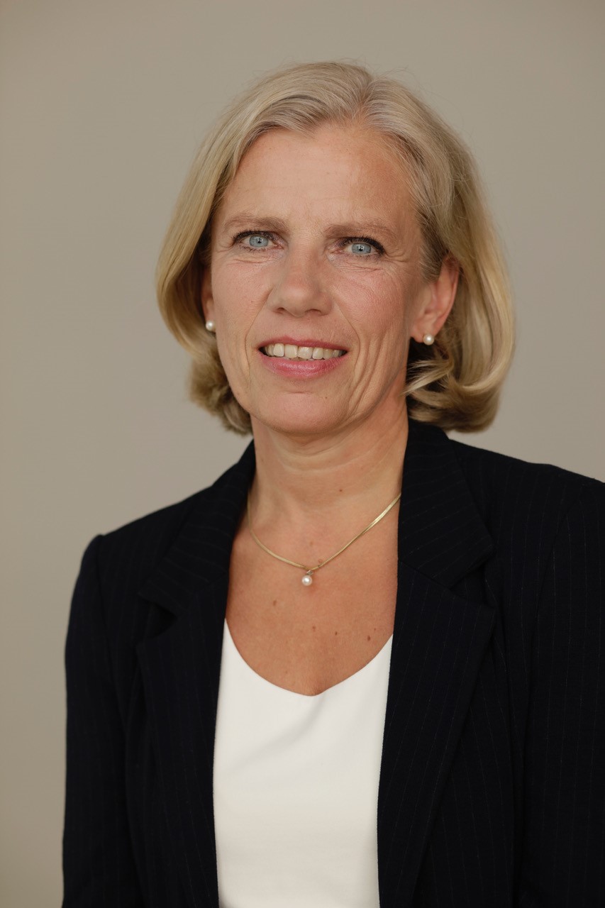 Frau Christine Neumann-Grutzeck