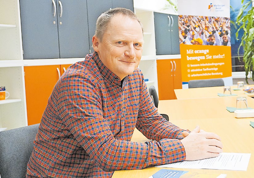 Dr. Peter Schreiter, BR-Mitglied am Klinikum Chemnitz und Beisitzer des Landesvorstands des MB Sachsen Dr. Peter Schreiter, BR-Mitglied am Klinikum Chemnitz und Beisitzer des Landesvorstands des MB Sachsen