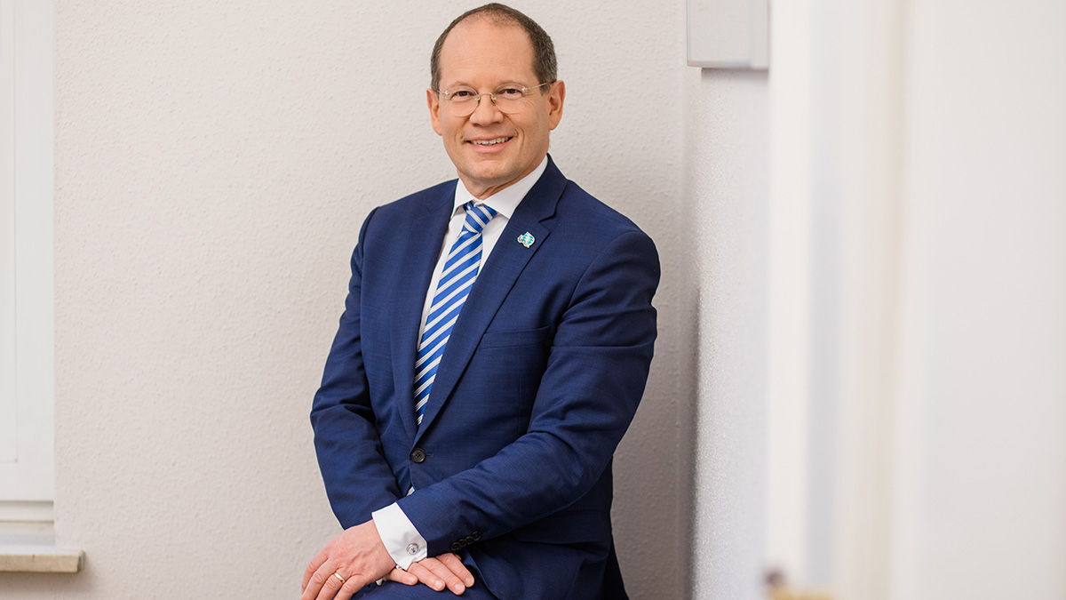 Dr. med. Andreas Botzlar