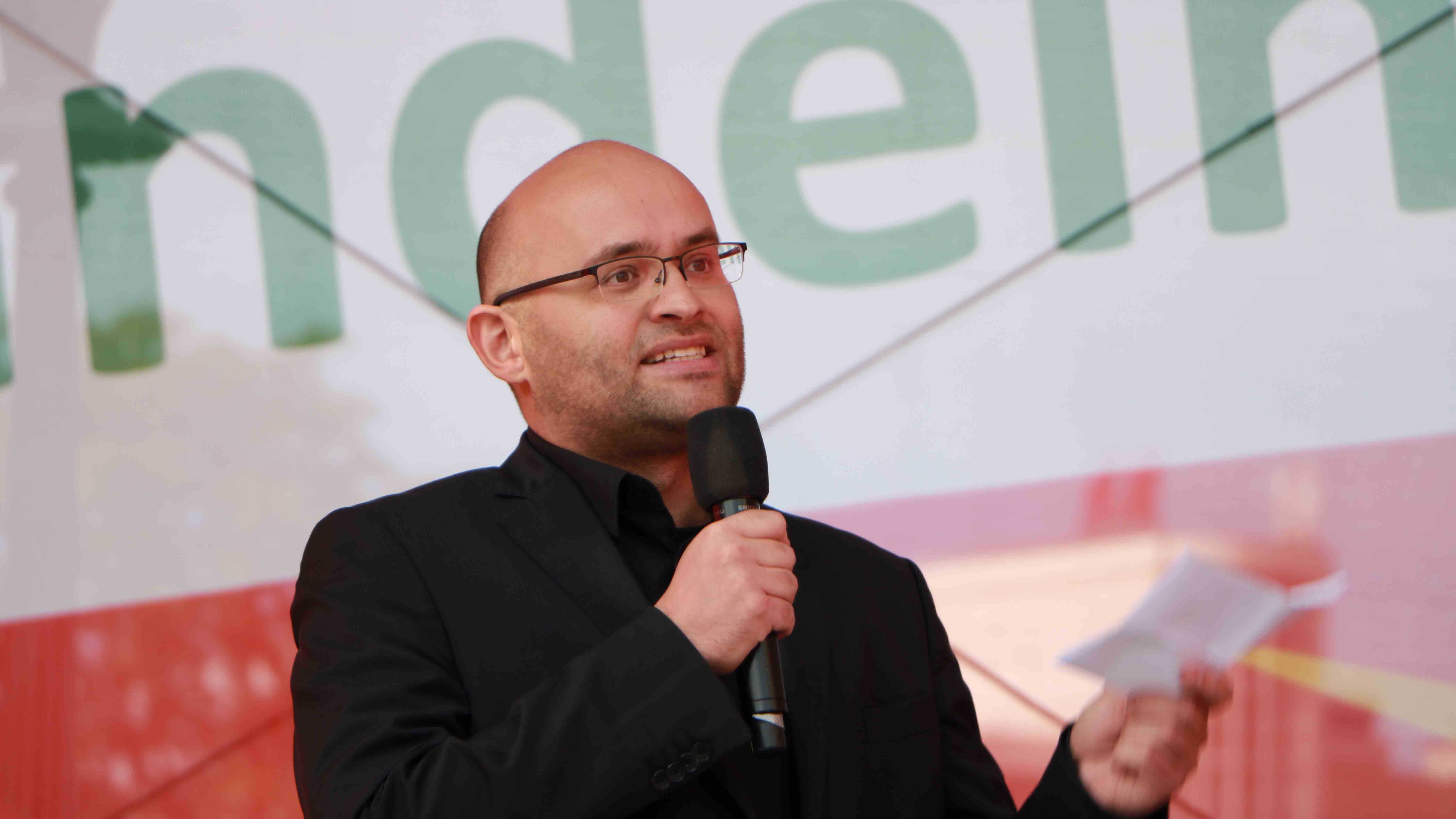 Für den Marburger Bund Niedersachsen sprach der 2. Vorsitzende Andreas Hammerschmidt. Foto: Hübner/MB Nds Für den Marburger Bund Niedersachsen sprach der 2. Vorsitzende Andreas Hammerschmidt. Foto: Hübner/MB Nds