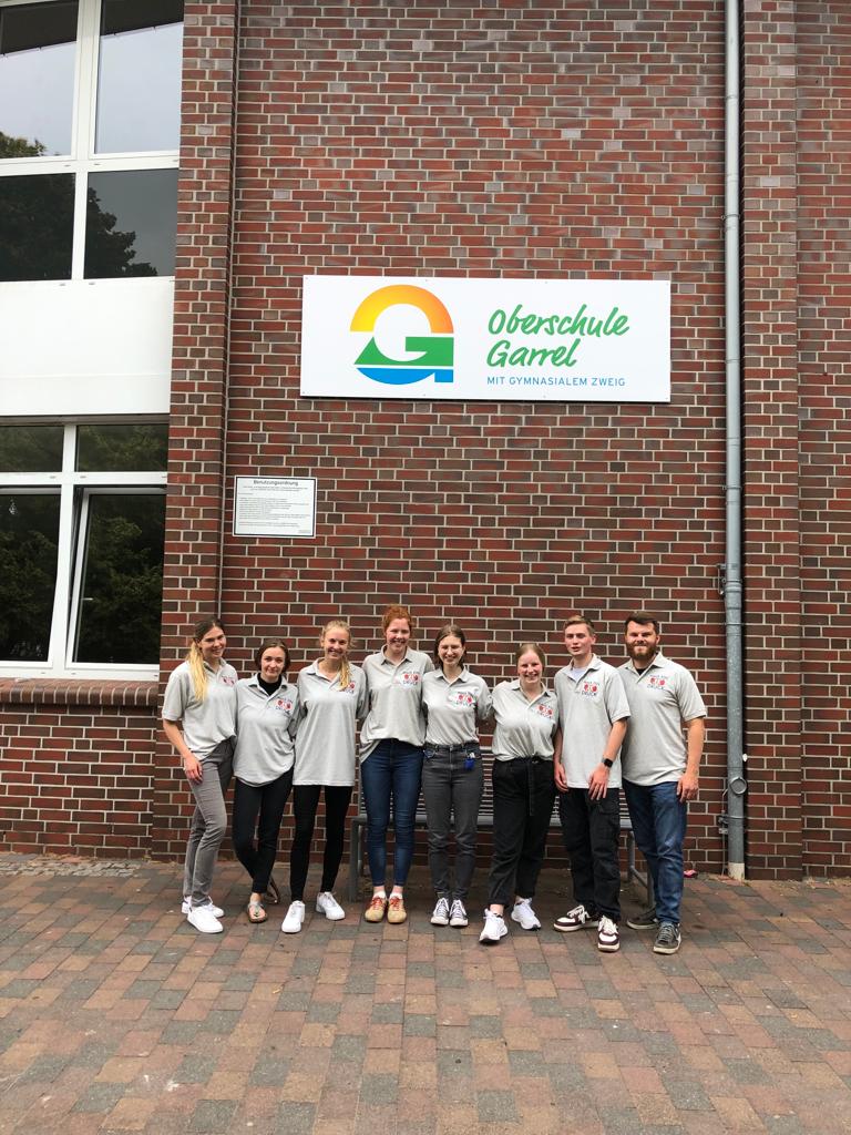 Etwa 1000 Schüler*innen schulte das Team bereits in lebensrettenden Wiederbelebungsmaßnahmen. Foto: machEinDruck Etwa 1000 Schüler*innen schulte das Team bereits in lebensrettenden Wiederbelebungsmaßnahmen. Foto: machEinDruck