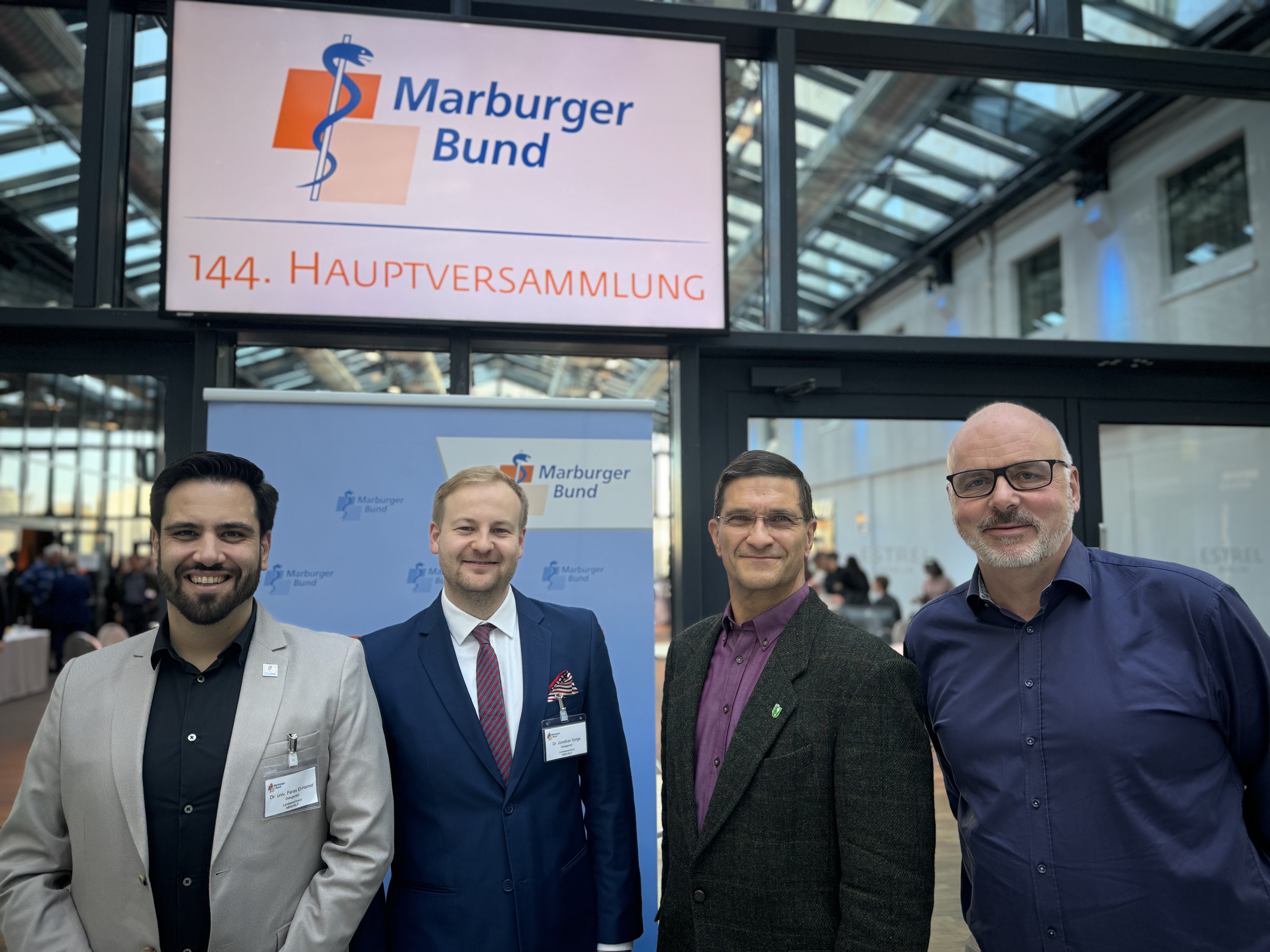 Frisch wieder in die KTK gewählt: Dr. med. Feras El Hamid (v.lks.), Dr. med. Jonathan Sorge, Jürgen A. Weber und Dr. med. Claus Beermann