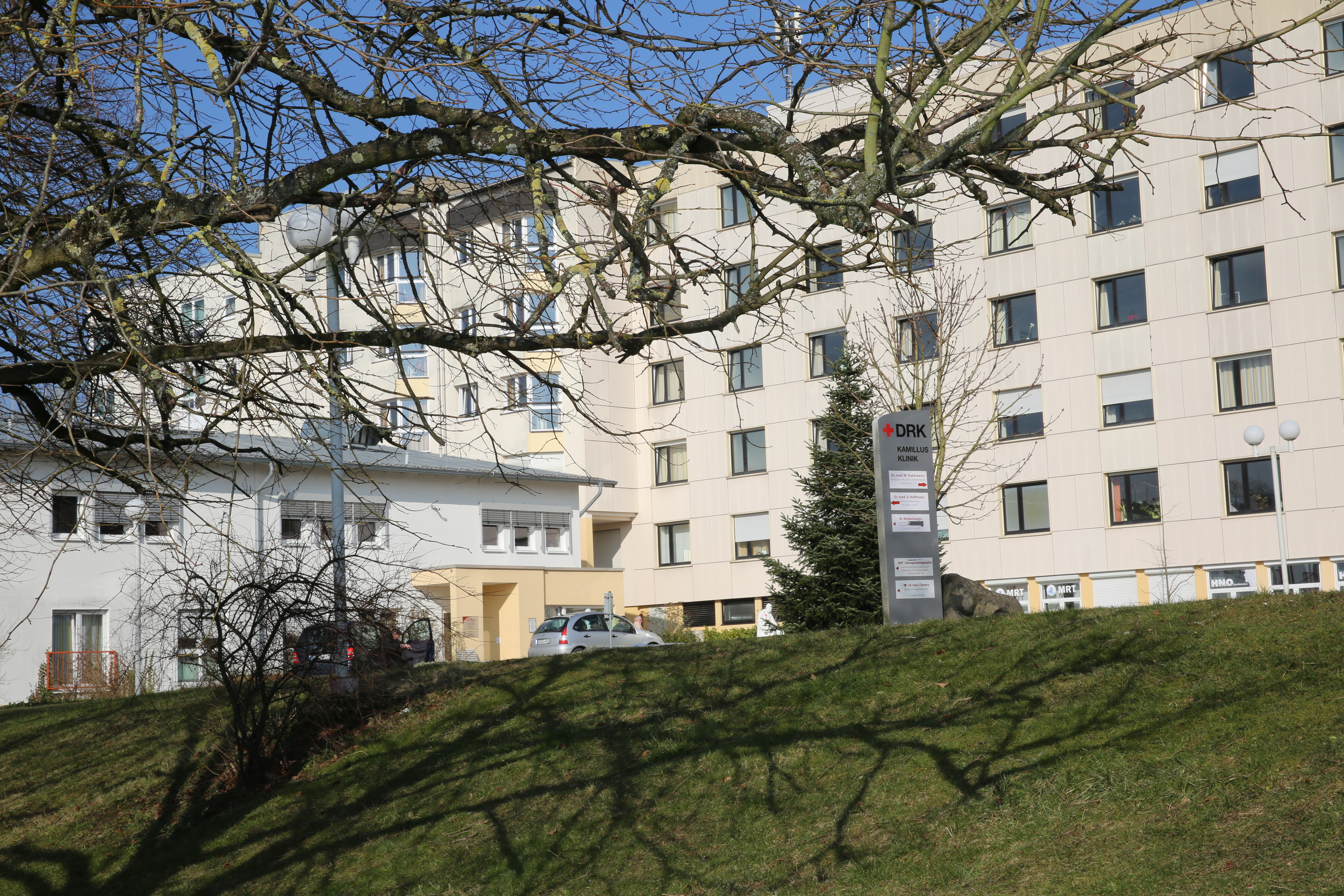 DRK Kamillus Klinik Asbach: Nach der Insolvenz bangen die DRK-Kliniken in RLP um ihre Zukunft.