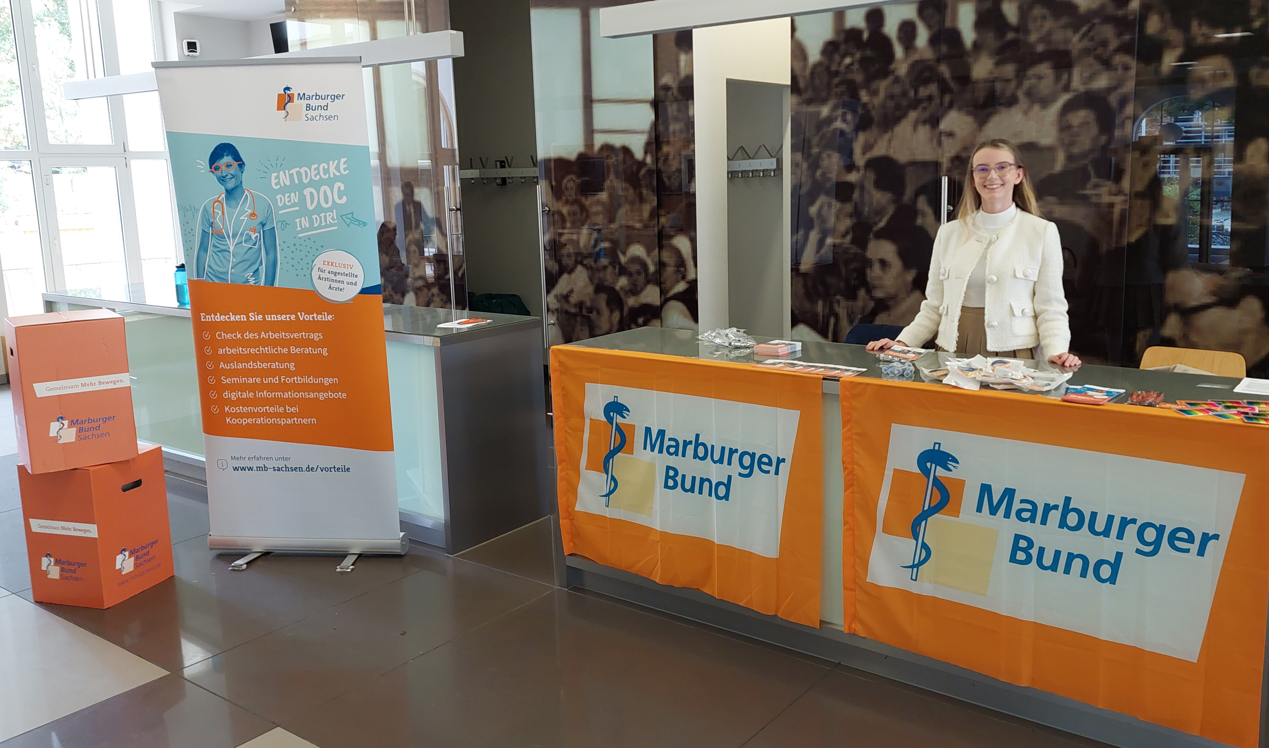 MB-Sachsen im Dekanat der Medizinischen Fakultät der TU Dresden zum Studienstart. Bild: MB Sachsen/Forner