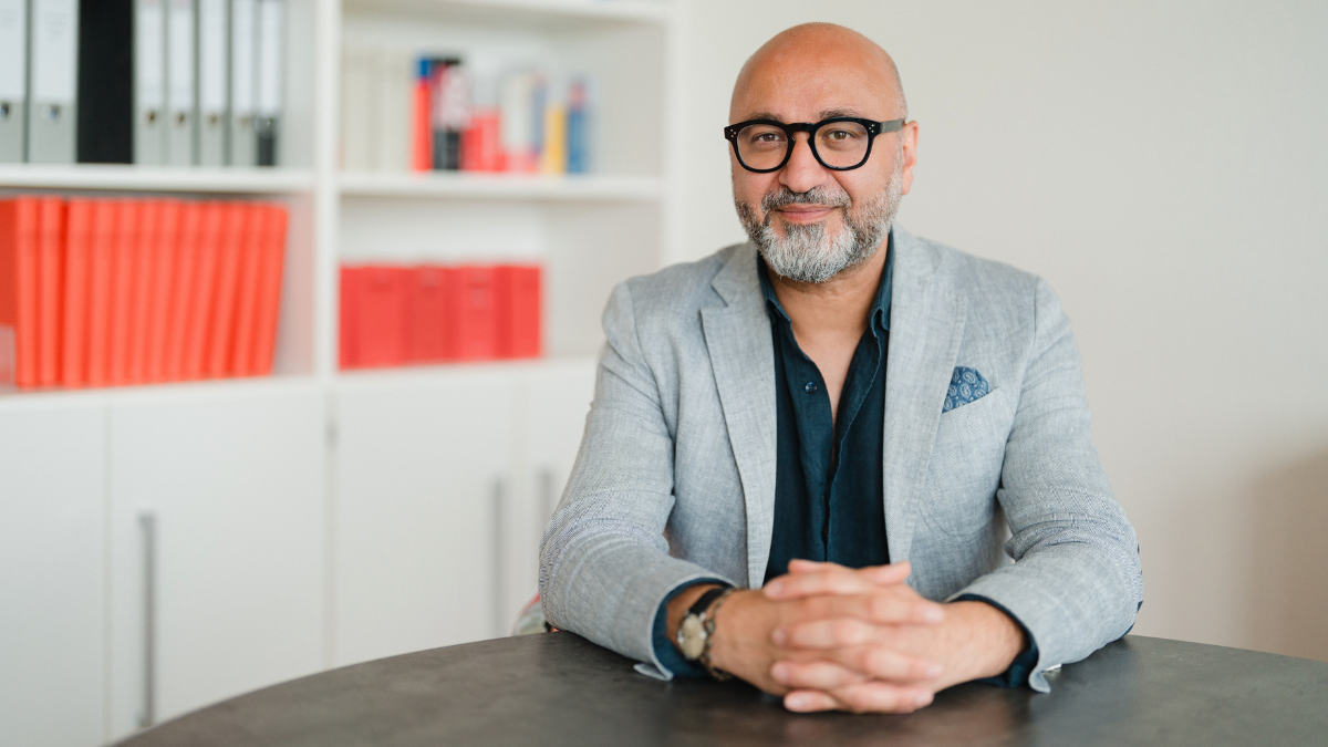 Dr. Pedram Emami, 1. Vorsitzender des Marburger Bundes Hamburg