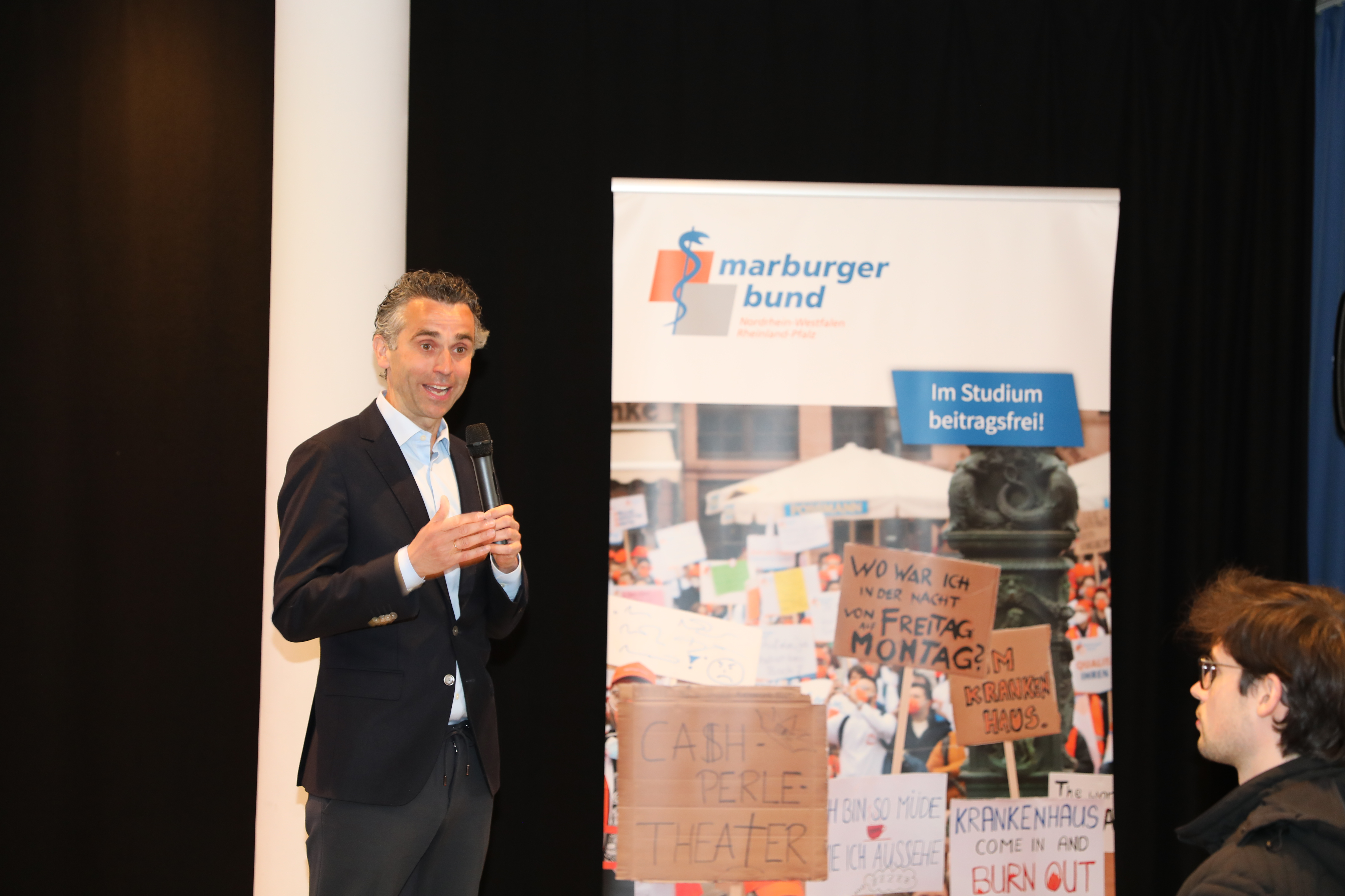 Standortbestimmung und Ausblick - Dr. Peter Bobbert hielt eine Grundsatzrede zum Thema KI in der Medizin.