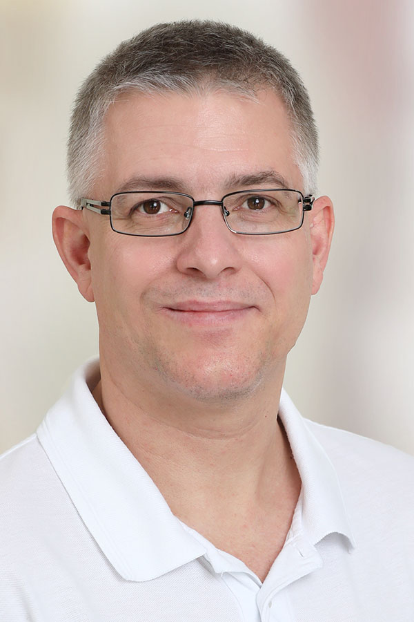 Dr. Michael Knoop