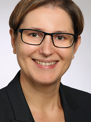 Dr. med. Christina Jaki