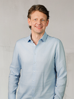 Dr. Dr. Robert Erdmann