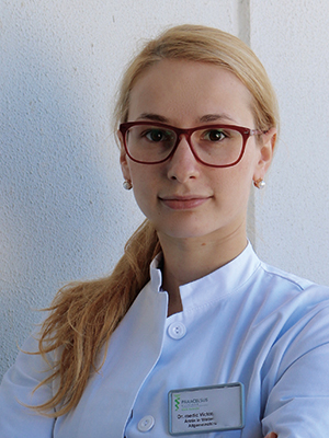 Doctor-medic Victoria Manoila