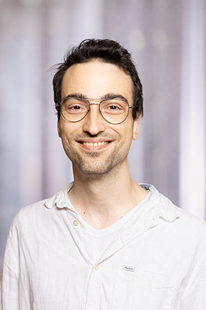 Victor Banas