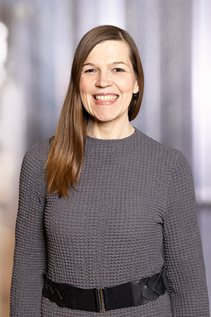 Dr. Victoria Witt