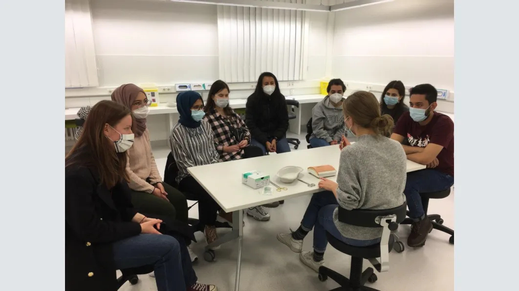 Was erwartet mich im Studium? IsiEmhh bietet viele Informationen, aber auch Raum für Fragen und fürs Kennenlernen. Foto: privat