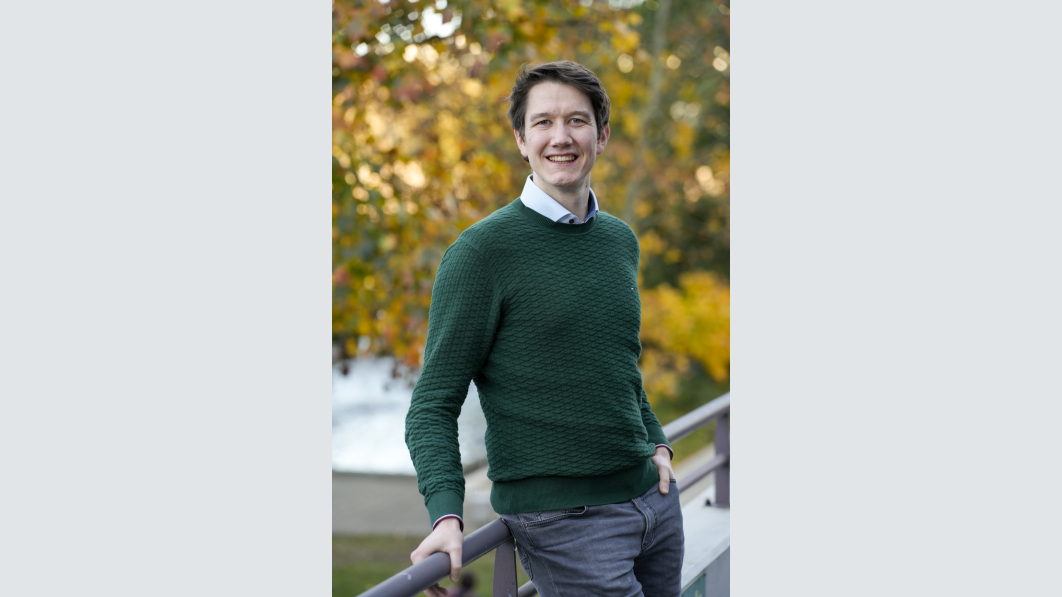 Dr. Philipp Schiller Dr. Philipp Schiller