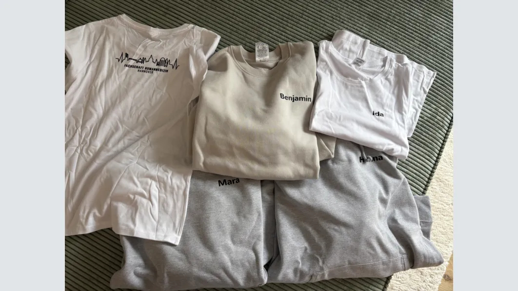 Die neuen T-Shirts der Fachschaft. Der MB Niedersachsen hat gerne unterstützt. Foto: privat
