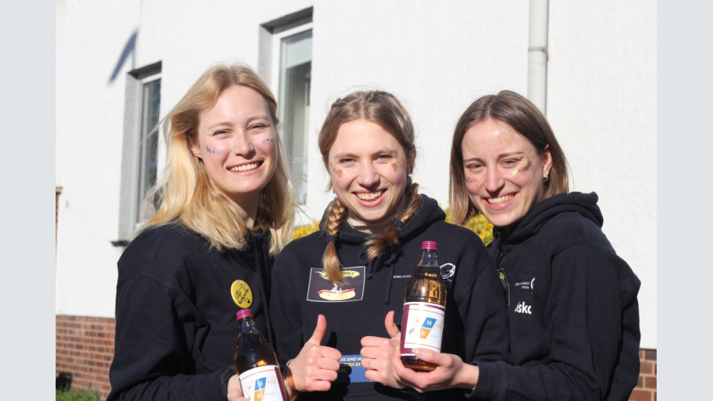 Spaß mit Brause! Im Rahmen des Awareness-Konzeptes gab es bei der O-Phase auch viele leckere Getränke ohne Alkohol. Foto: privat