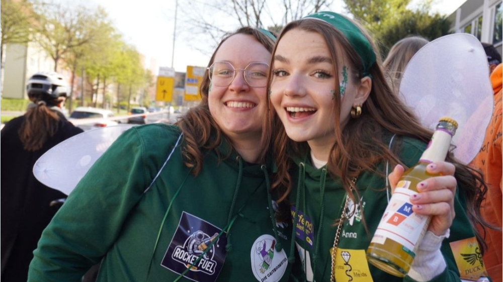Los geht's! Mit guter Laune und viel Sonnenschein! Foto: Jonna Hemming