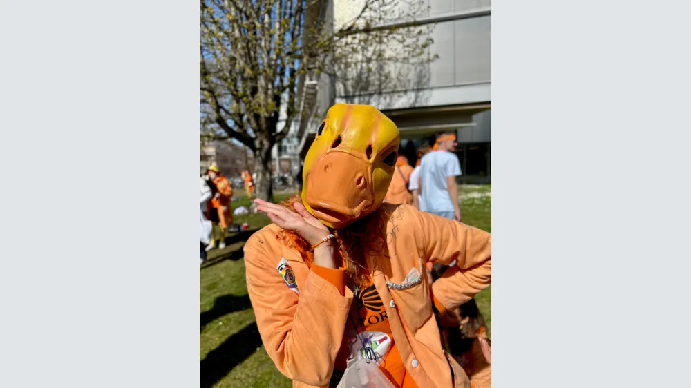 Perfekt gestylt in orange ging es in die O-Phase! Foto: privat