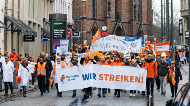 Bilder und Impressionen zu den VKA-Warnstreik-Kundgebungen 2023